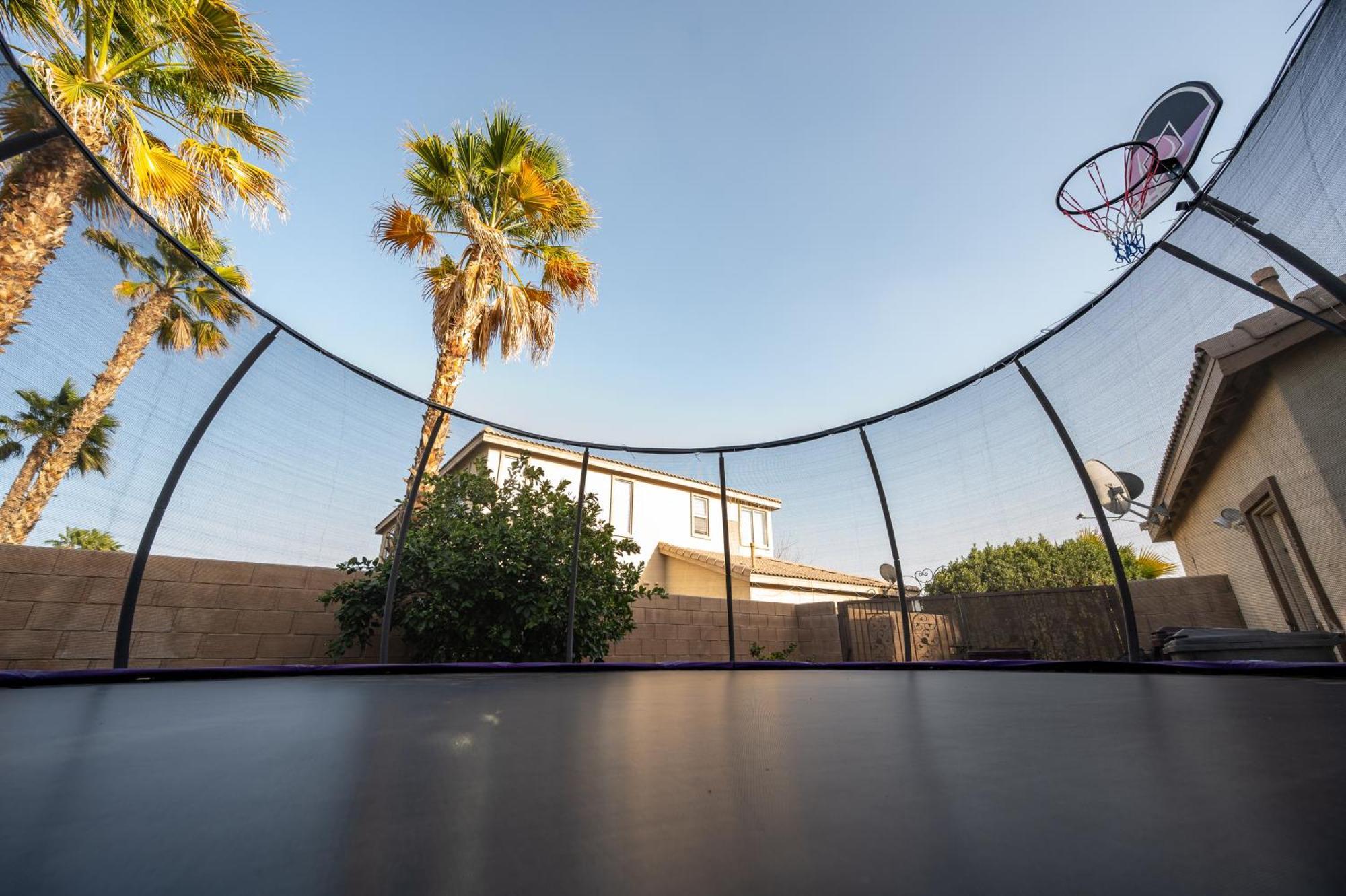 Coachella Play - 6br Multi-gen Fun Zone And Retreat With Free Heated Pool *