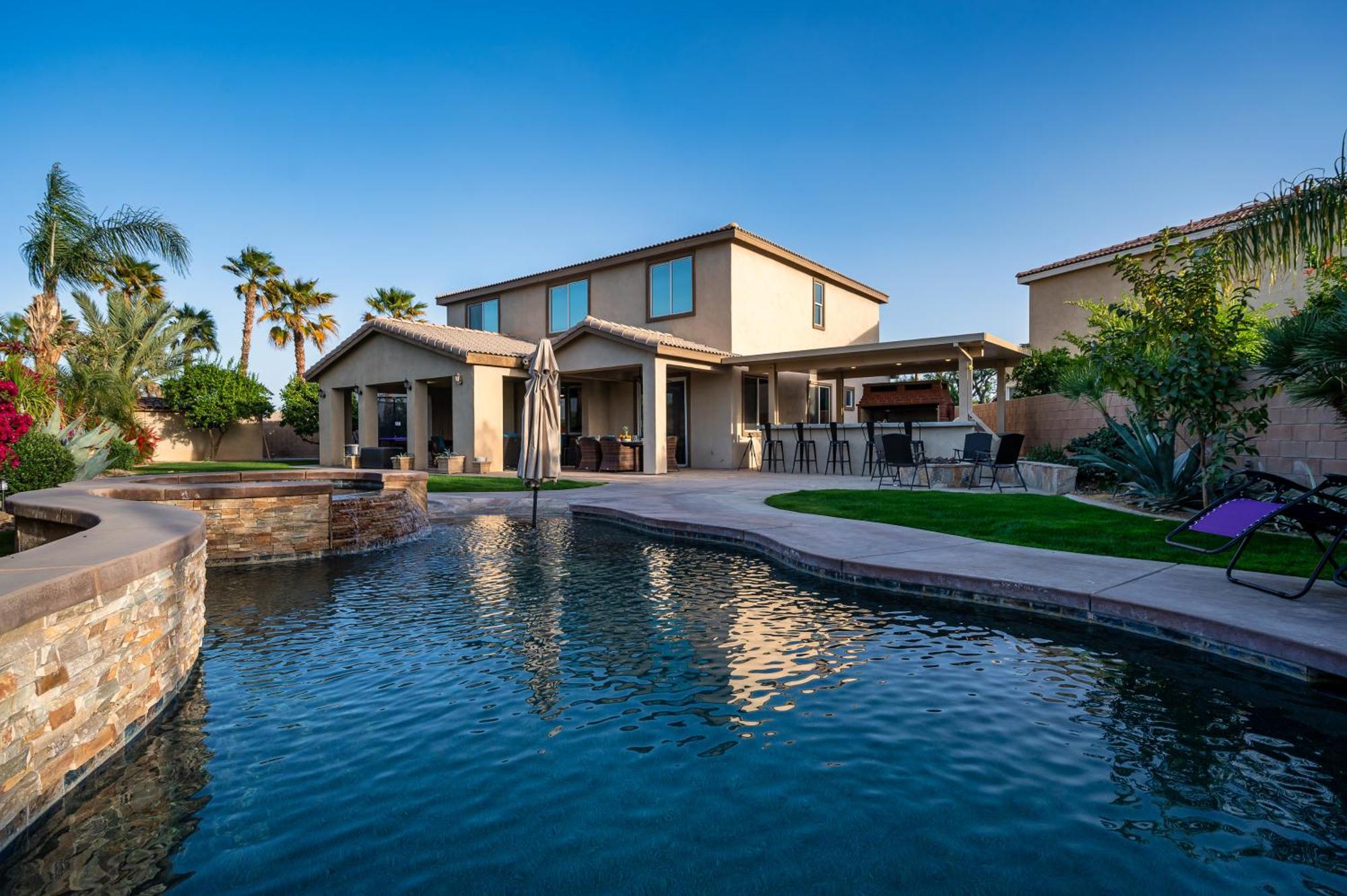 Coachella Play - 6br Multi-gen Fun Zone And Retreat With Free Heated Pool * Indio