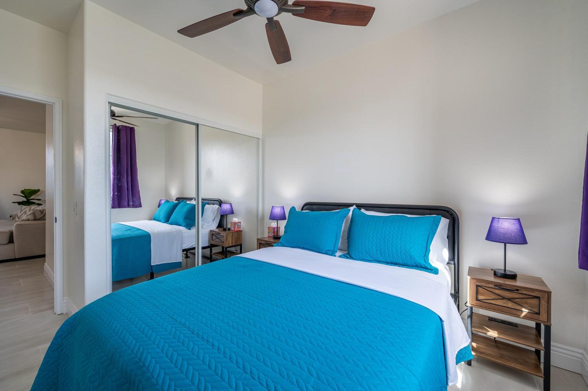 Ferienhaus Coachella Play - 6br Multi-gen Fun Zone And Retreat With Free Heated Pool Indio