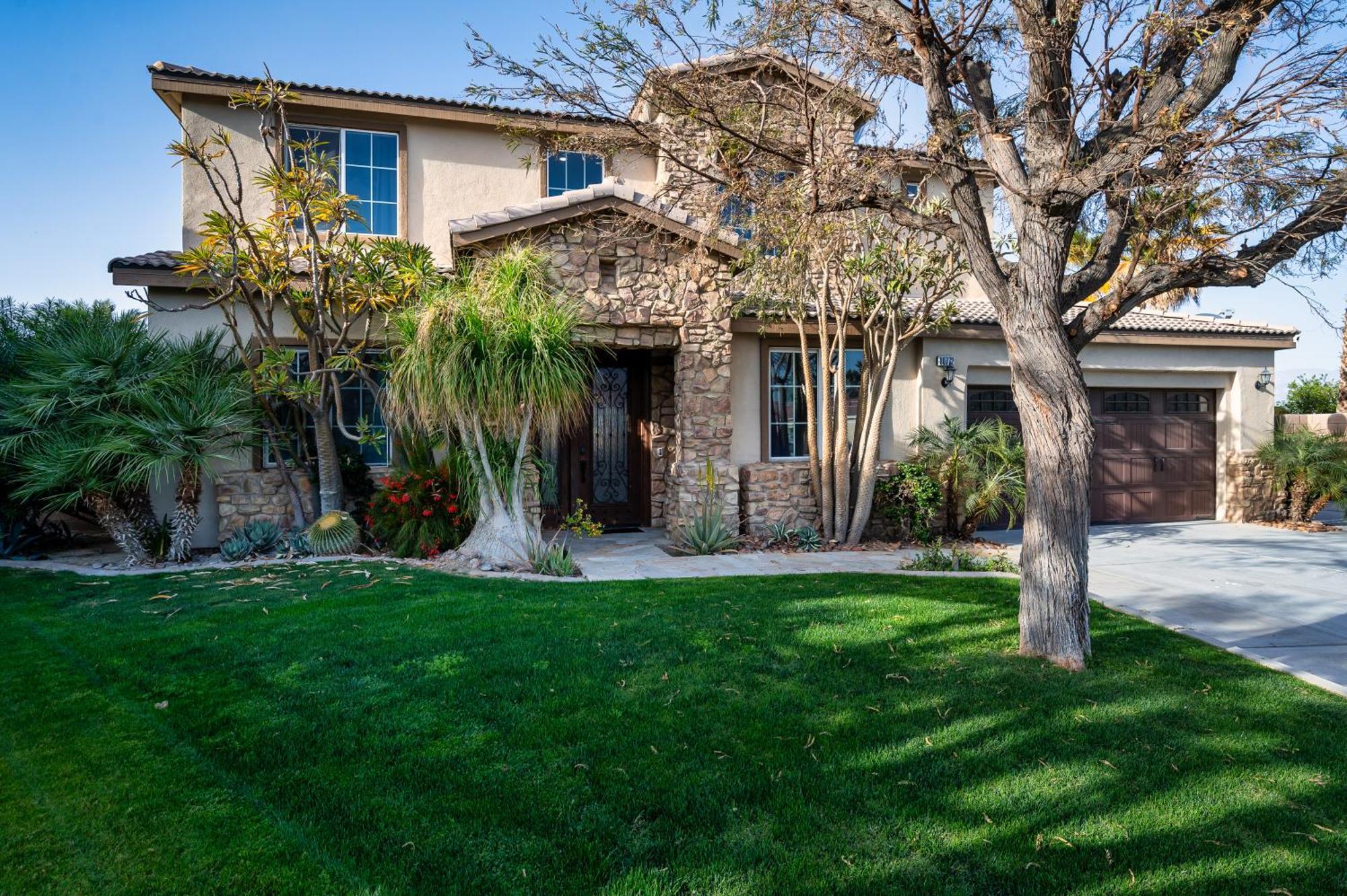 Coachella Play - 6br Multi-gen Fun Zone And Retreat With Free Heated Pool *